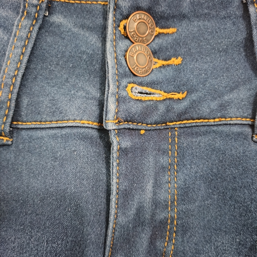 Jeans - Picture 2 of 8